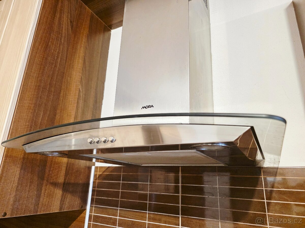 Kuchyňská linka se spotřebiči - 8