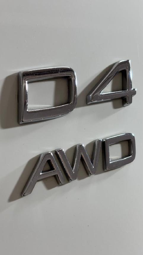 Volvo XC60, 2.4 D4 140kW AWD / ČR - 8