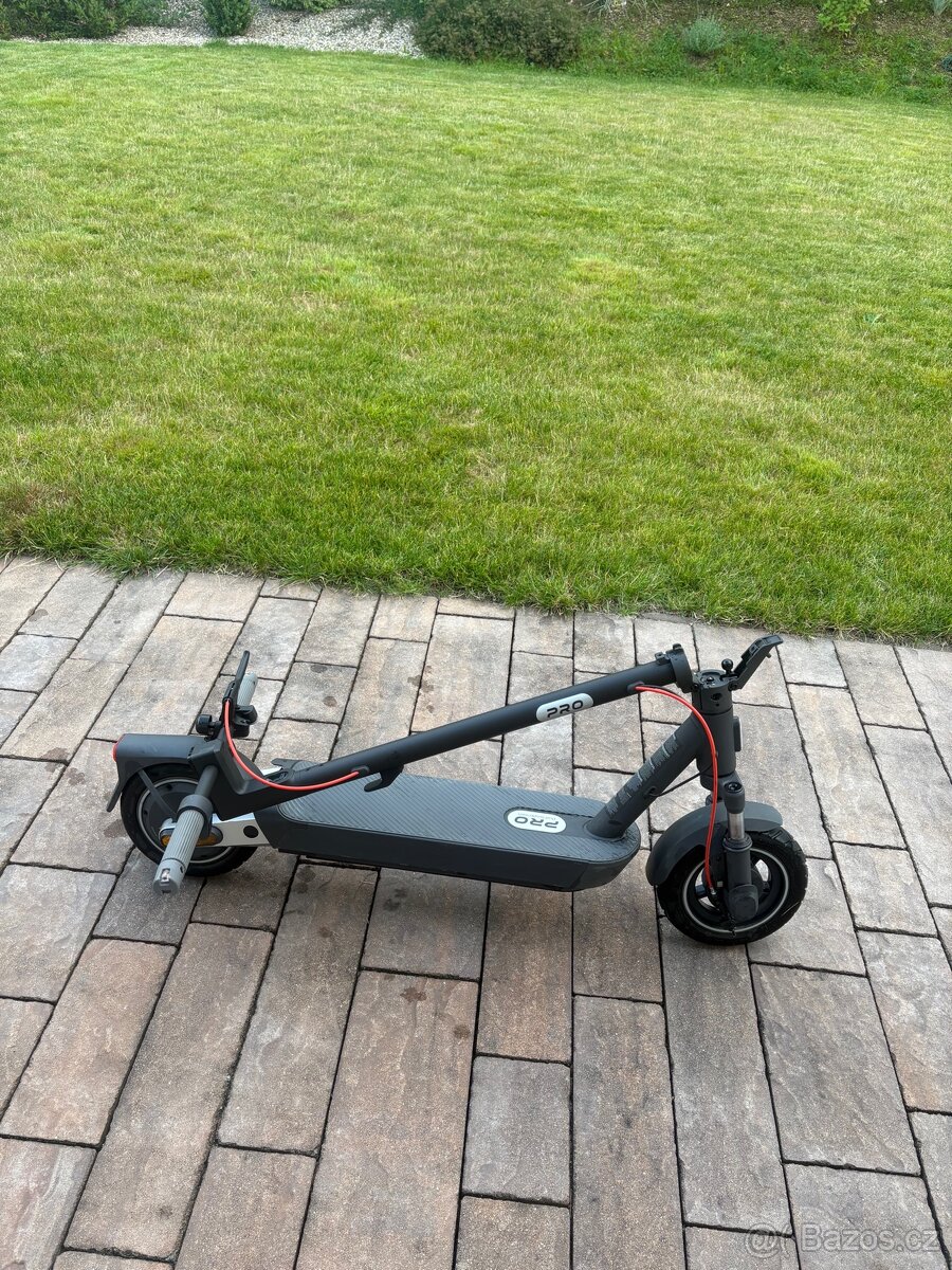 Elektrokoloběžka xiaomi 5 pro - 8