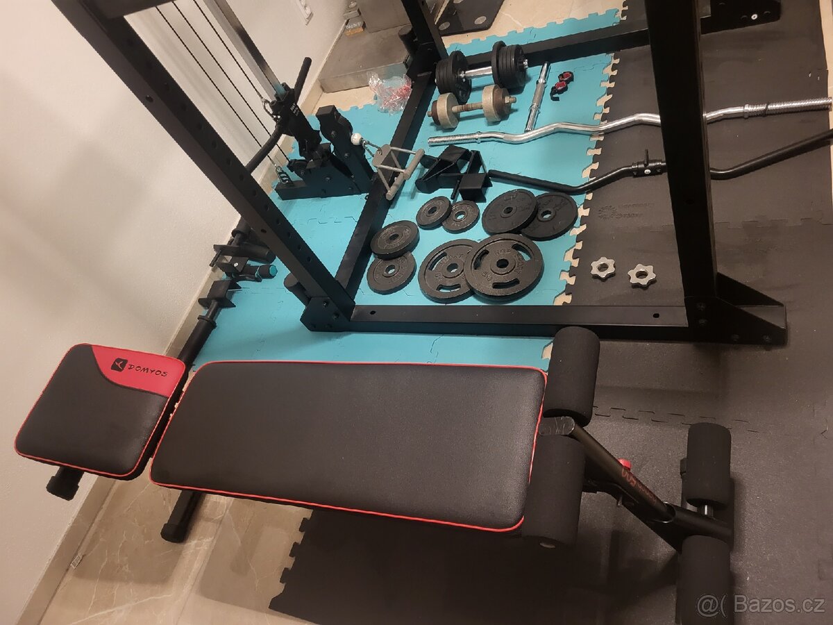 Posilovací sestava s multifunkční klecí - 8