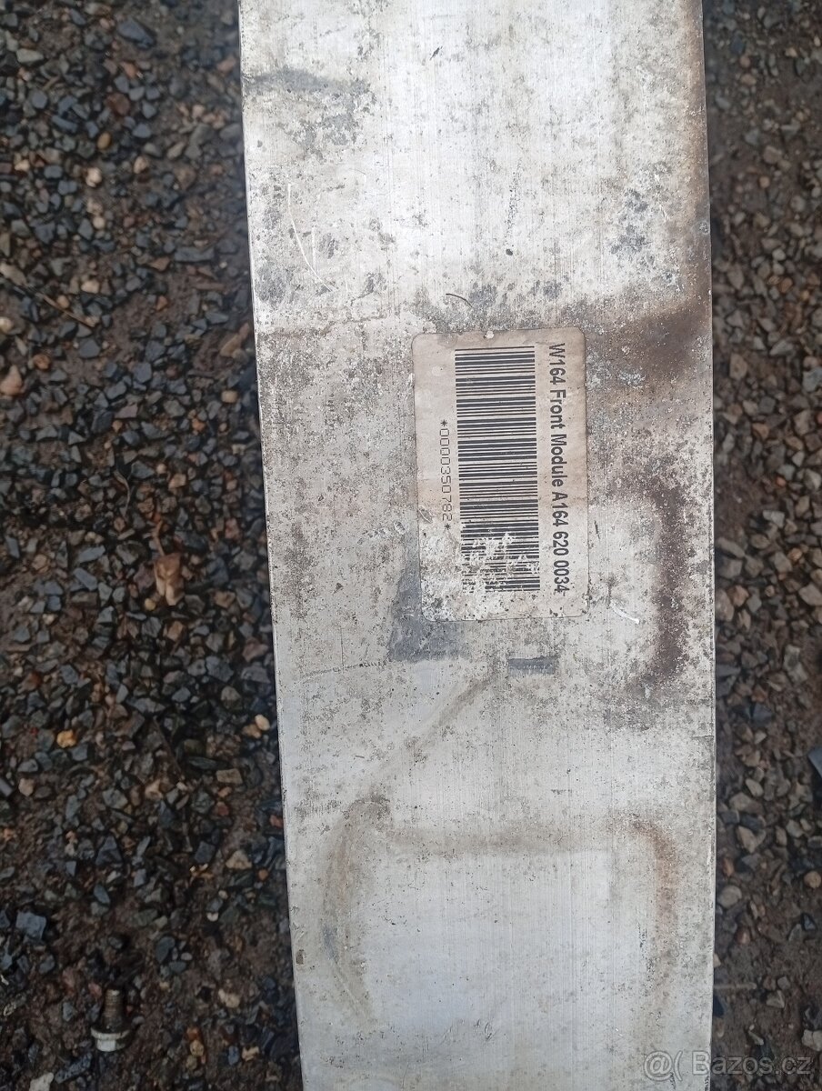 MERCEDES ML W164 PŘEDNÍ ČELO, VÝZTUHY, SAHARA S CHLADIČI - 8