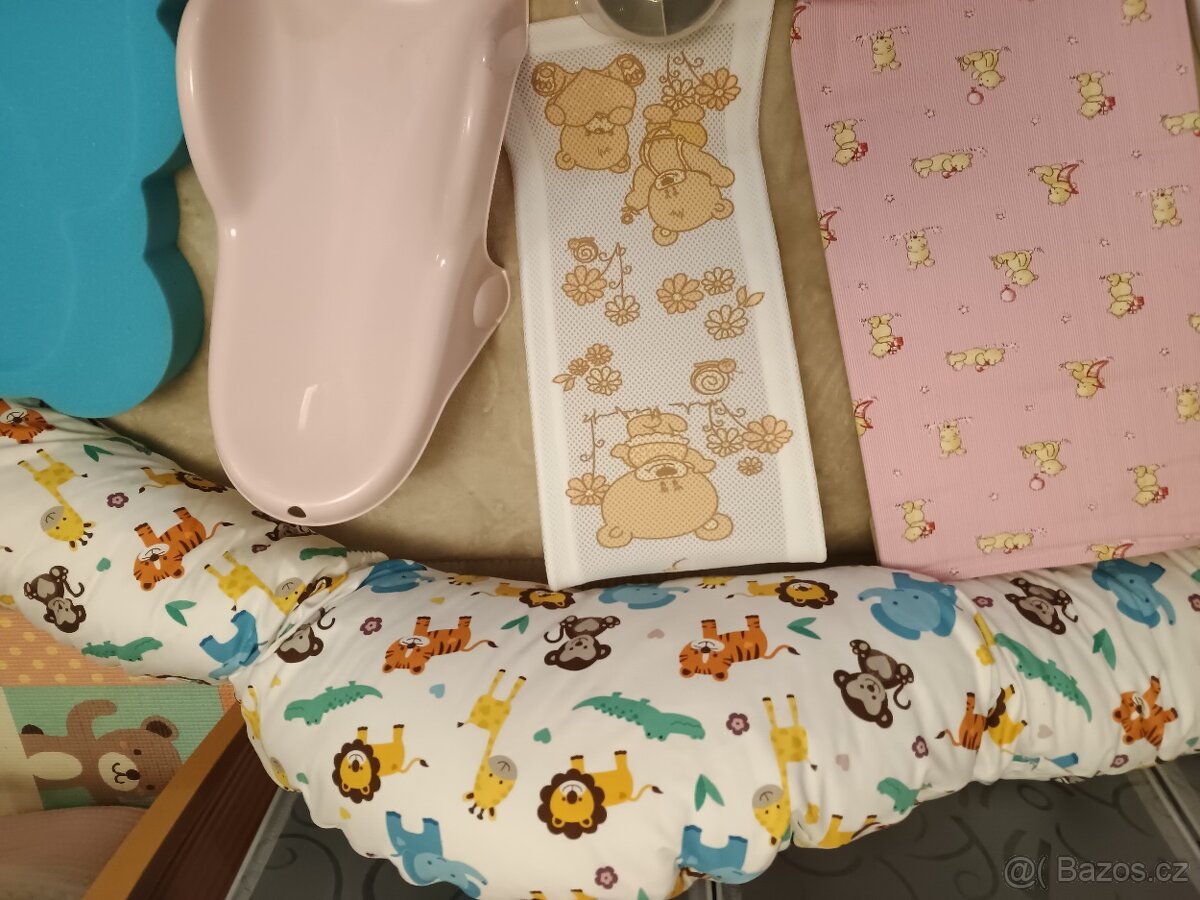 Výbava pro miminko kojící polštář digitální váha lehátka - 8