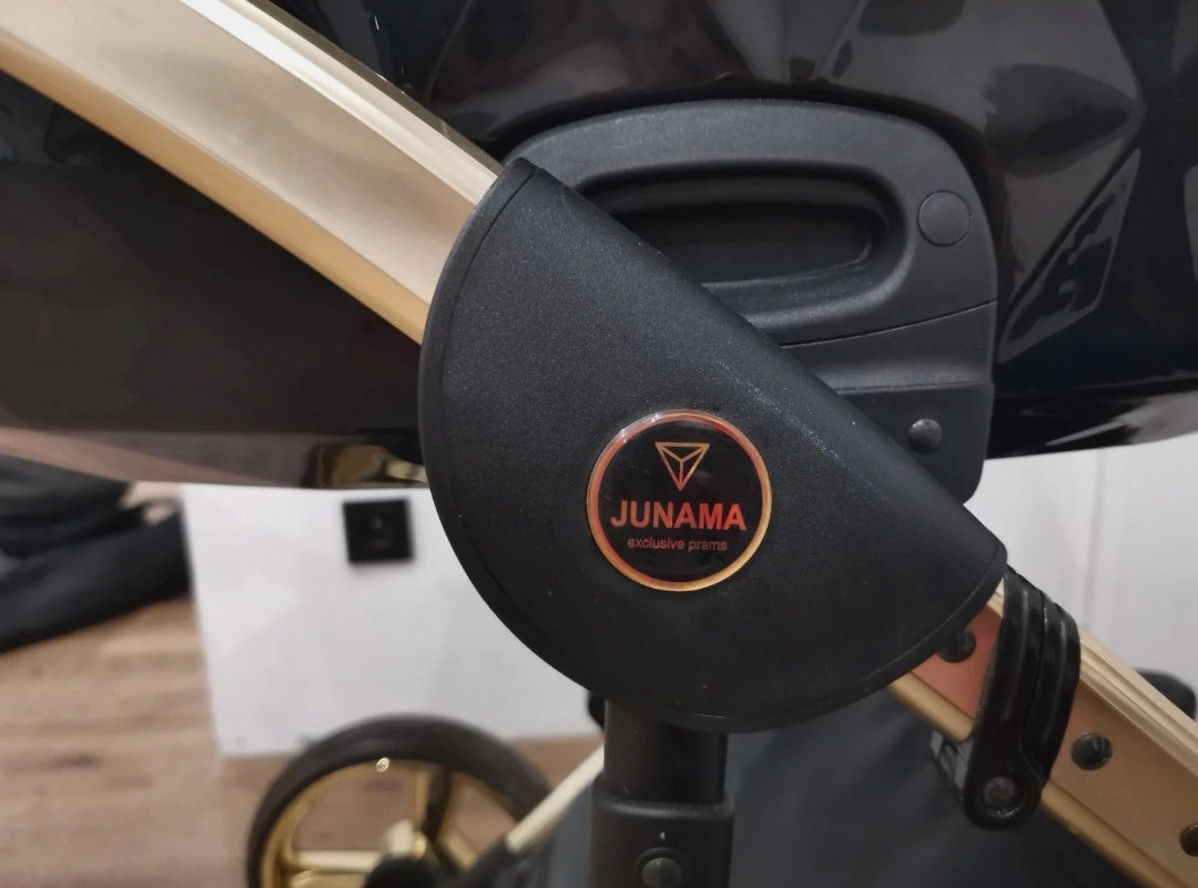 Kočárek 2v1 Junama Onyx Gold - 8