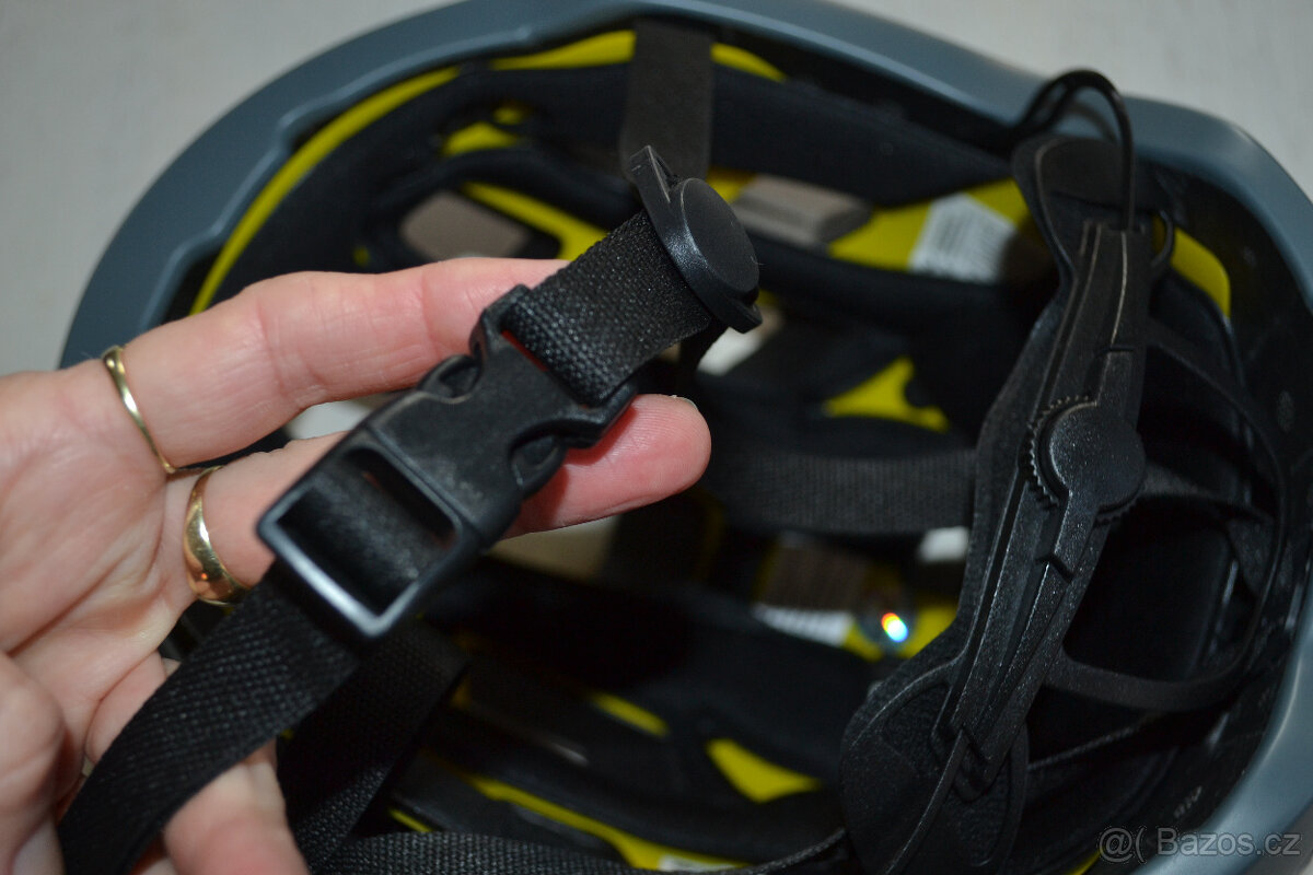 Nová cyklistická helma zn. Siroko HE Circuit - 8