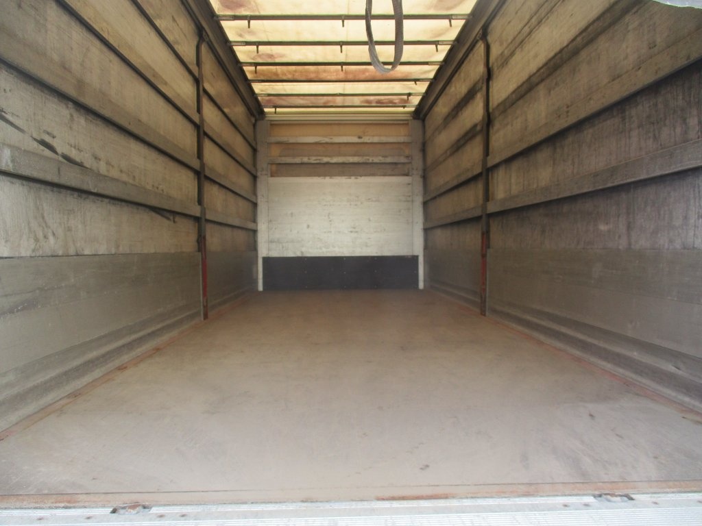 Renault D16, 521 000 km - 8