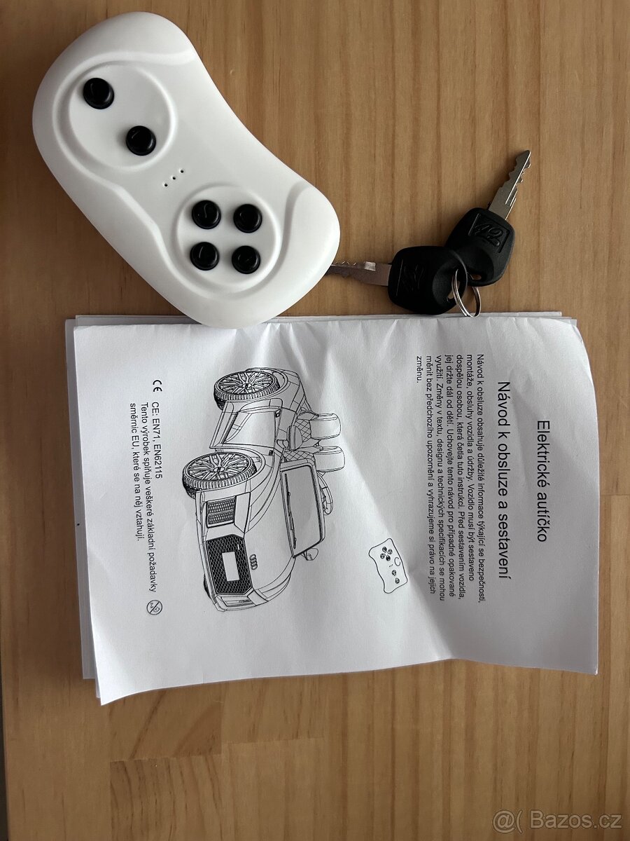 Elektrické autíčko AUDI R8 - 8