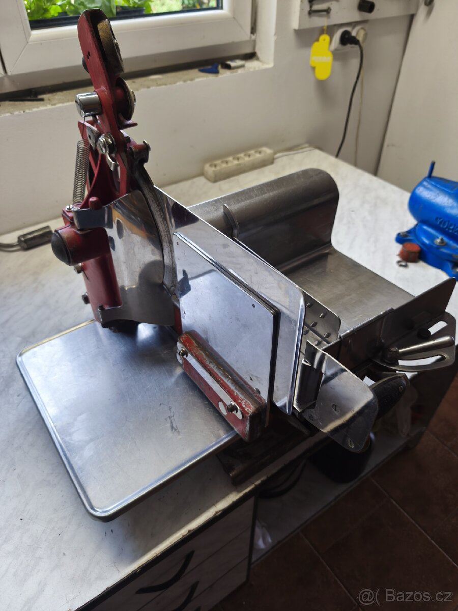 Nářezák Berkel - 8