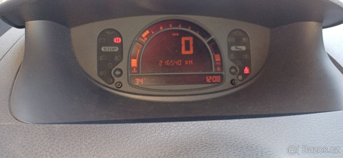 Renault Modus 1.2 i klimatizace - 8