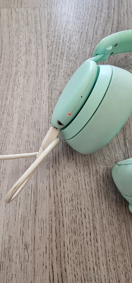 Bezdrátová zelená sluchátka L425 - 8