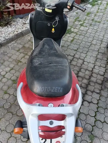 Dva skútry , Yuki rallye moto zeta - 8