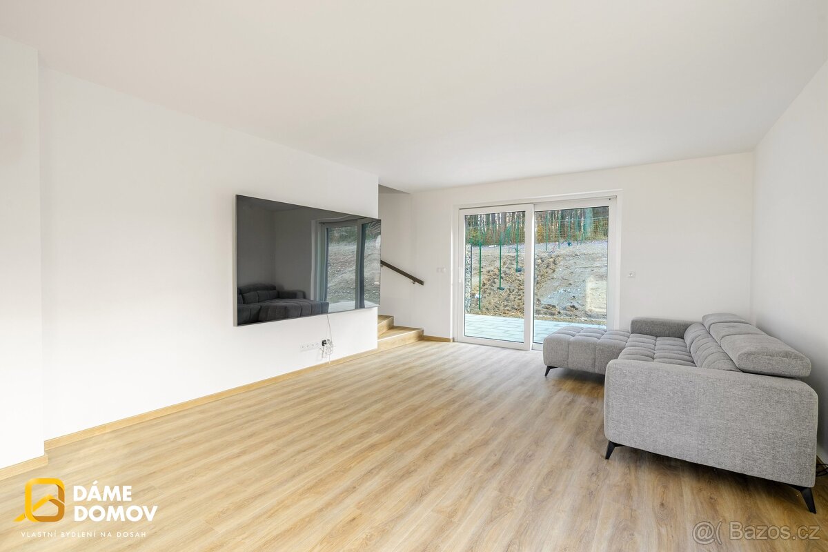 Prodej domu 4+KK se dvěma parkovacími místy – Racková u Zlín - 8