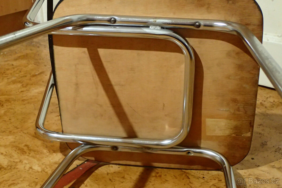 Bílá umakartová židle - 8