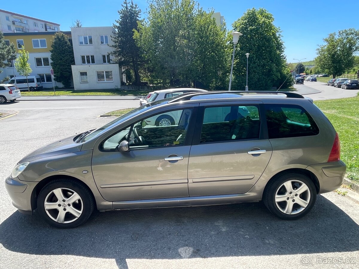 Peugeot 307 SW - 8