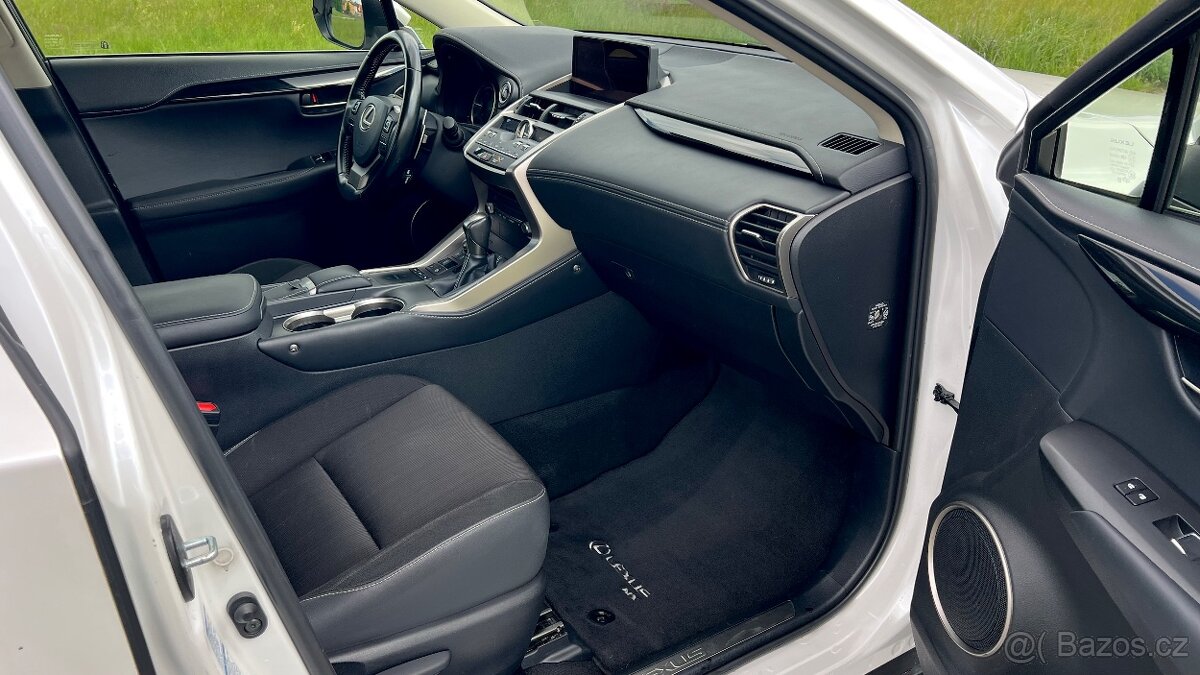 Lexus NX300h Hybrid m.2021 Perleť Navi Kamera Automat CVT - 8