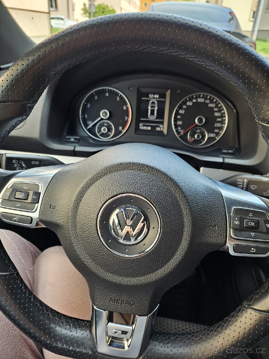 Volkswagen Scirocco - 8