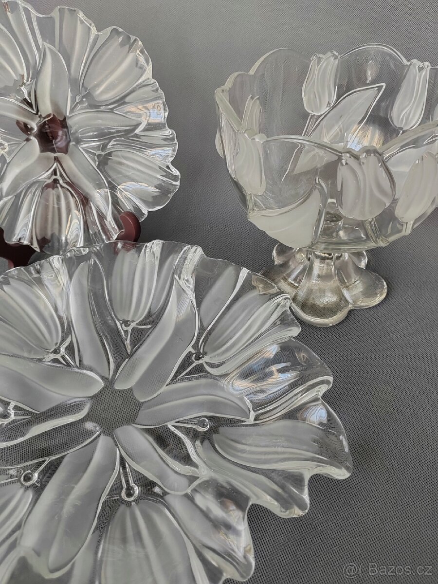 Sada skleněných servirovacich talířů a mísy od Mikasa - 8