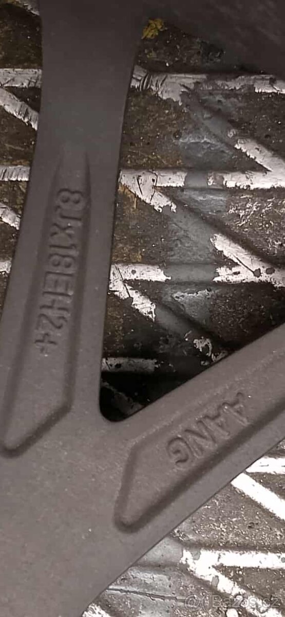 BMW kola letní r18 - 8