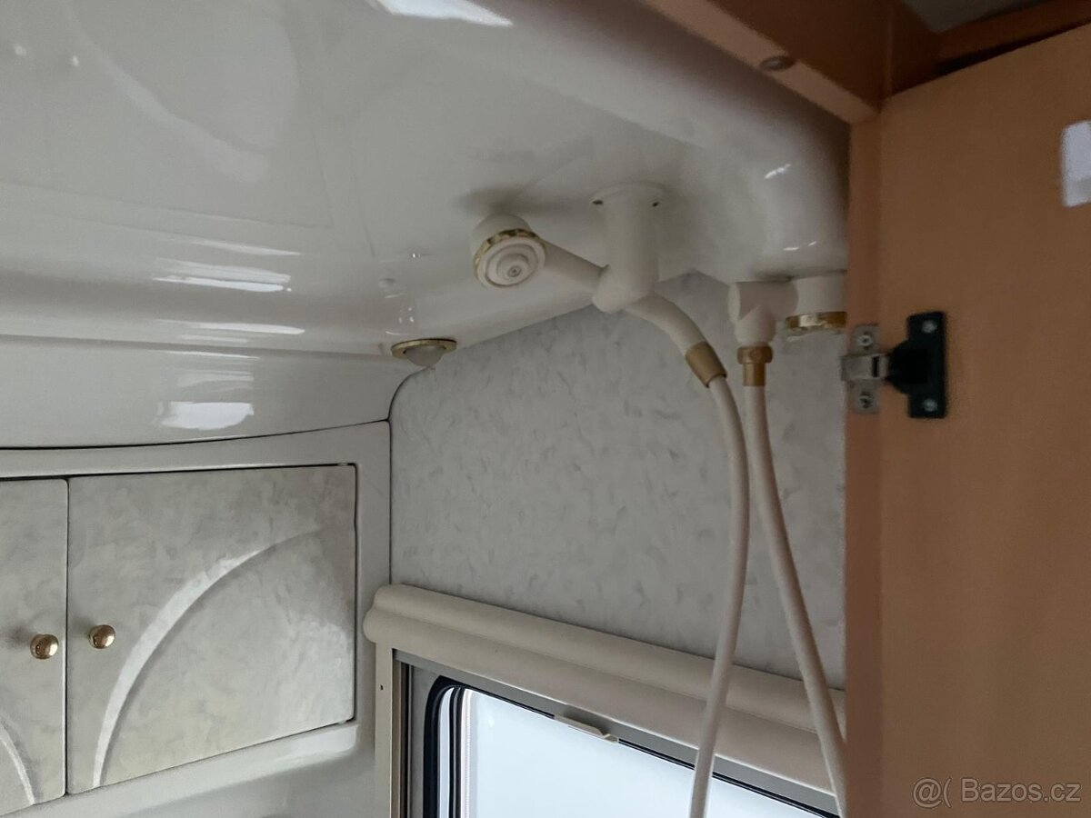 Hobby de luxe 440, 4 osoby, stan, bojler, sprcha, fr.postel - 8
