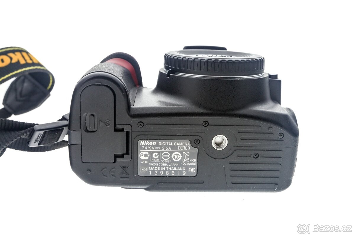 Zrcadlovka Nikon D3100 + 18-55mm + brašna - 8