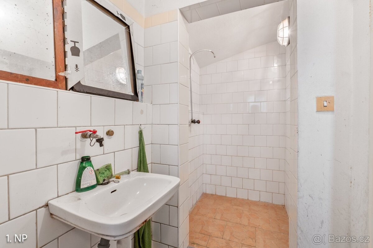 Prodej domu 971 m², Povrly - Neštědice, ev.č. 00005 - 8