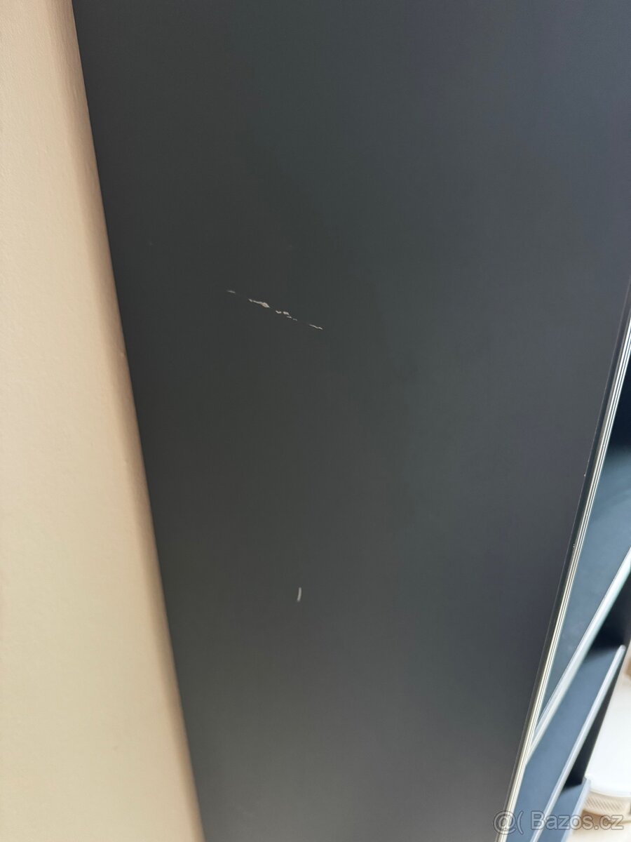 Knihovna IKEA Lommarp - 8