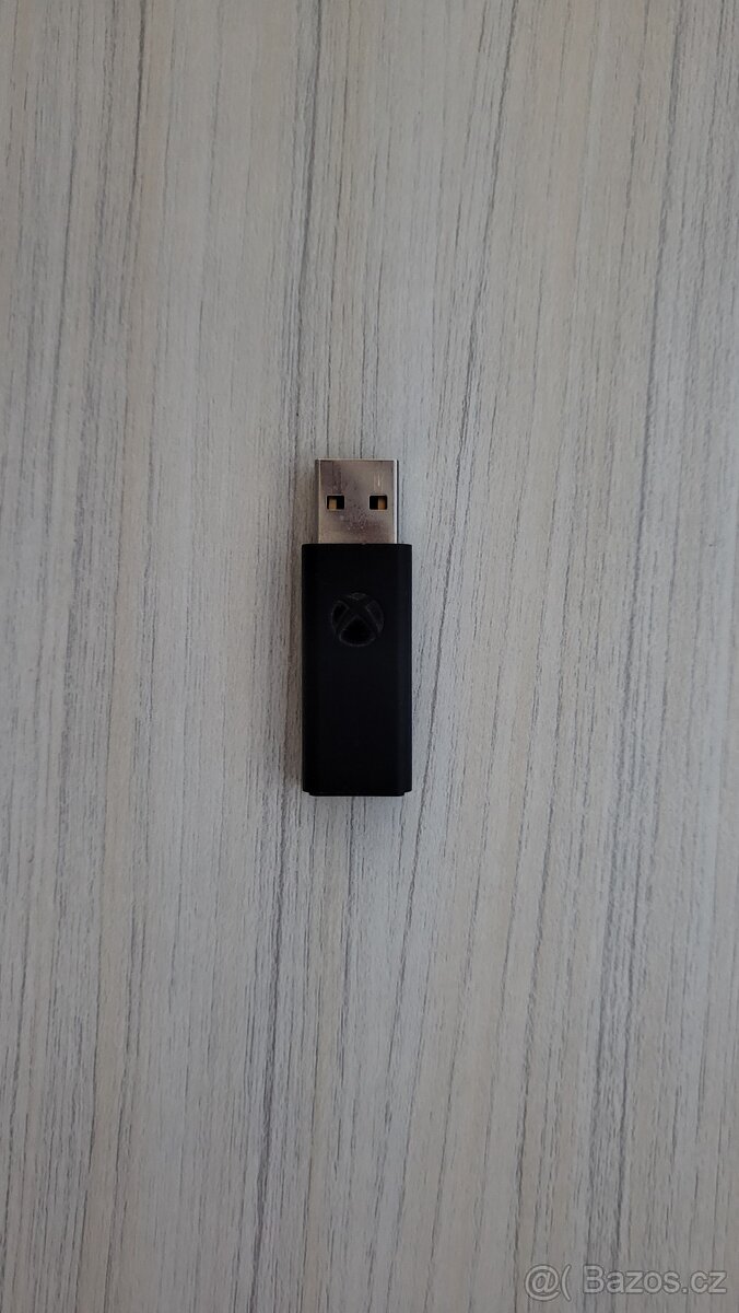 Xbox One X 1TB - 8