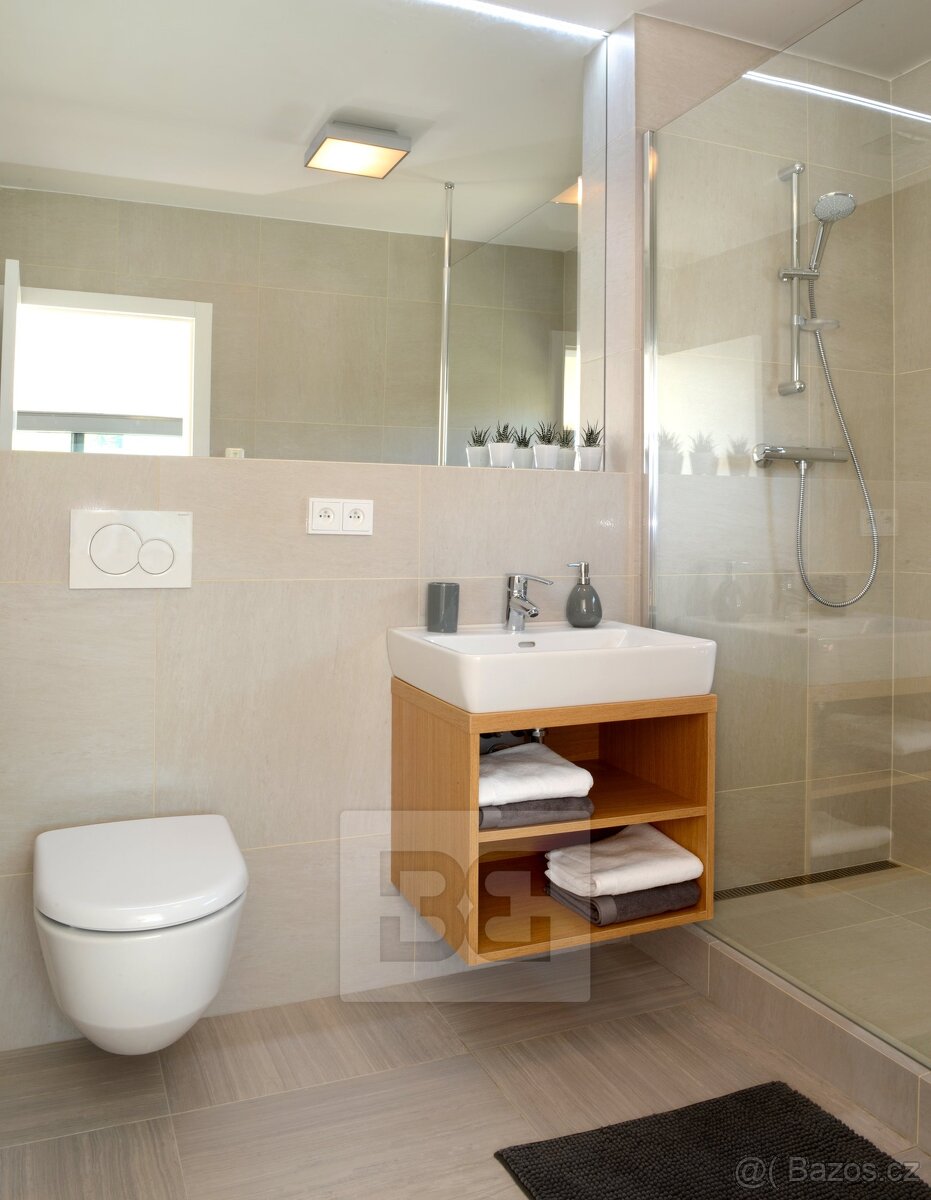 Pronájem bytu 2+kk 70 m², Luhačovice, ev.č. N08462 - 8