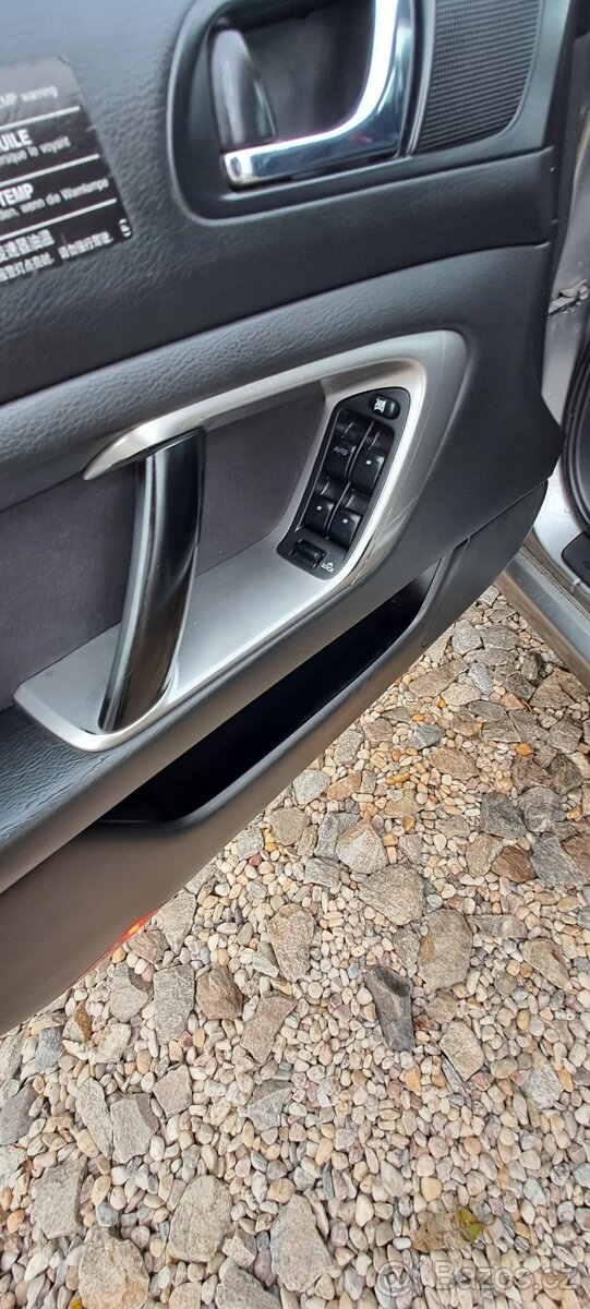 Subaru Legacy 2.0 R 121kW 4x4 AUTOMAT - 8