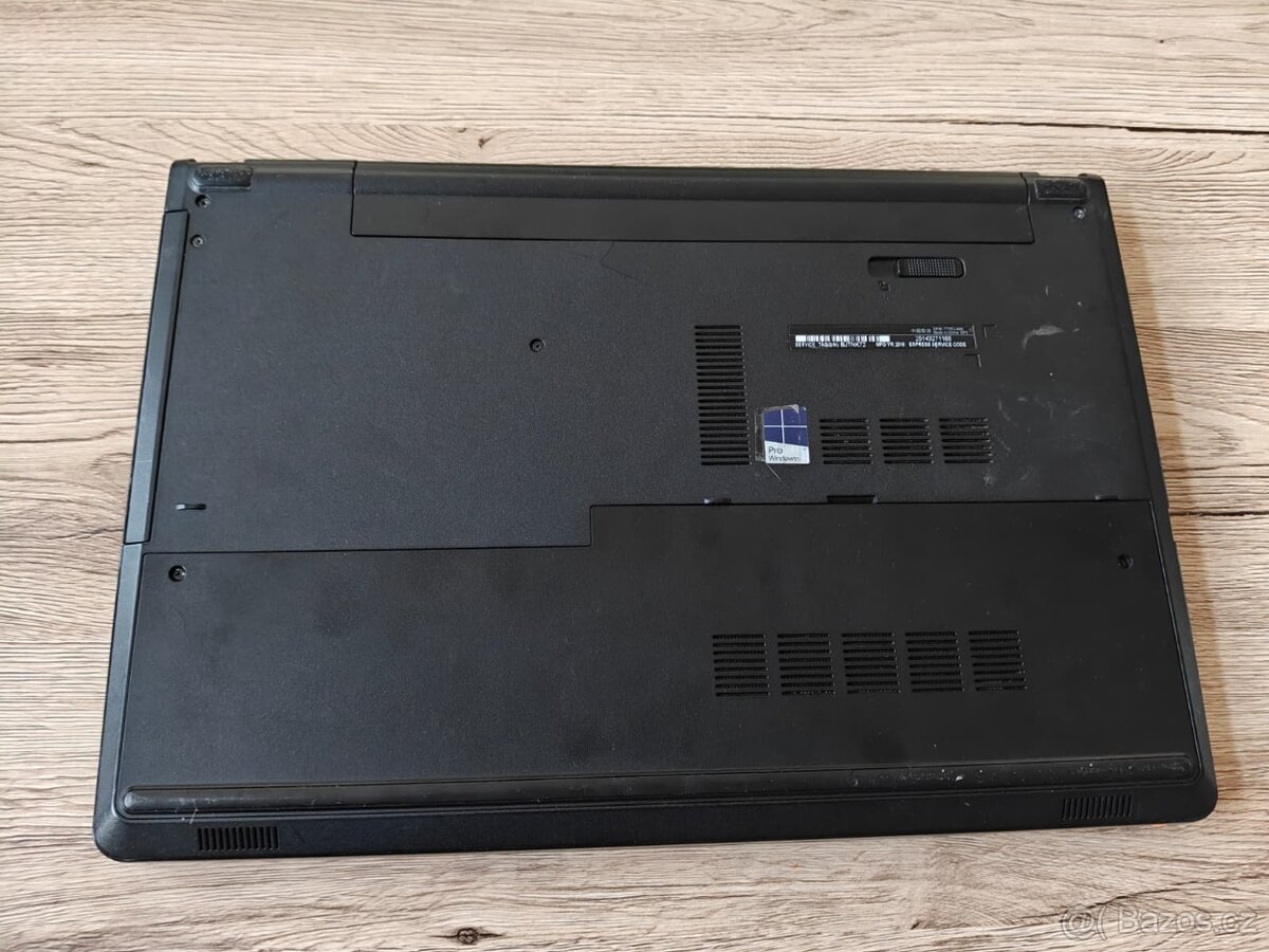 Dell Vostro 3558- 15.6"HD/ 250GB SSD/ Win 10 - 8