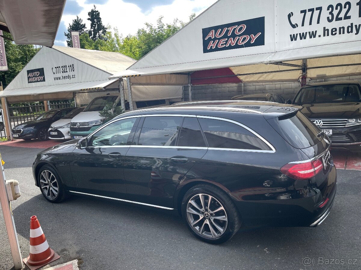 Prodám Mercedes E 220d 4Matic - 8