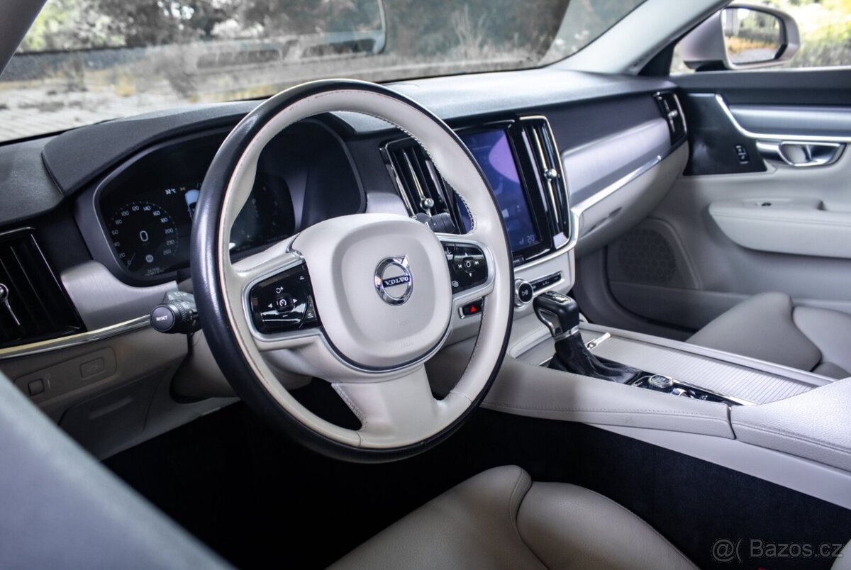 Volvo V90 D4 Inscription D4 - TOP výbava - 8