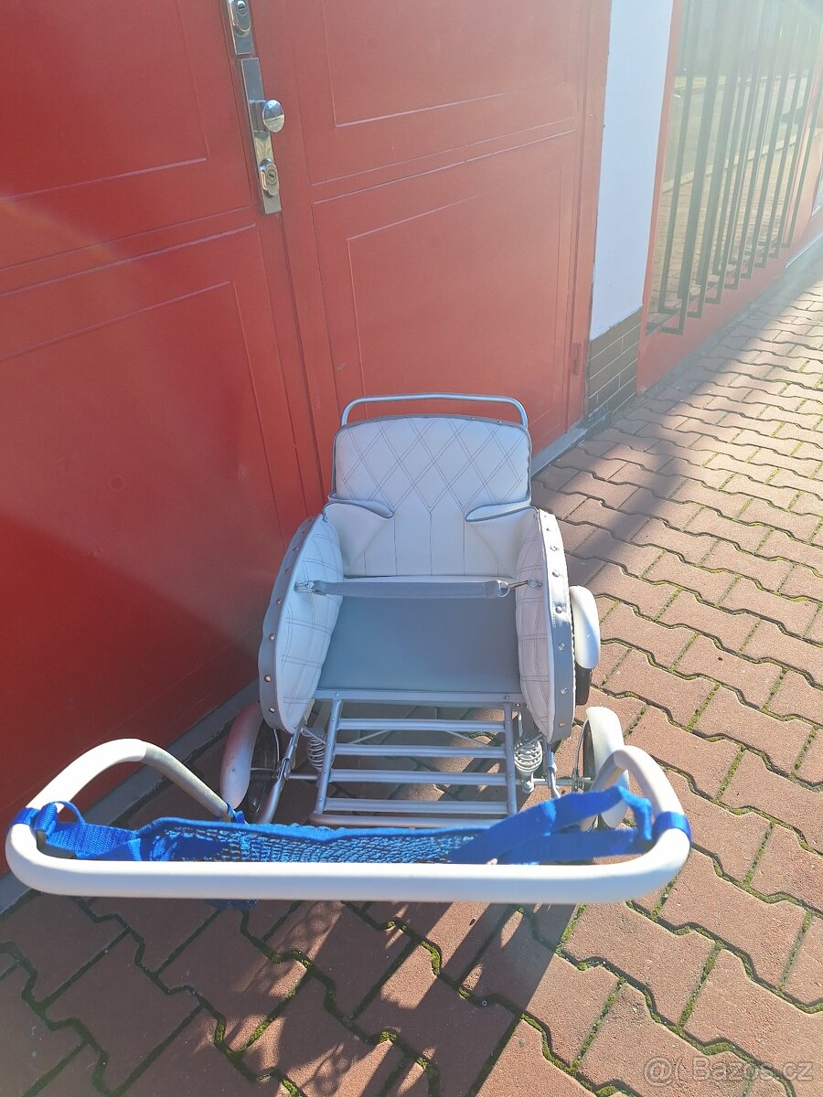 retro proutěný kočárek Liberta, kárka pro dítě - 8
