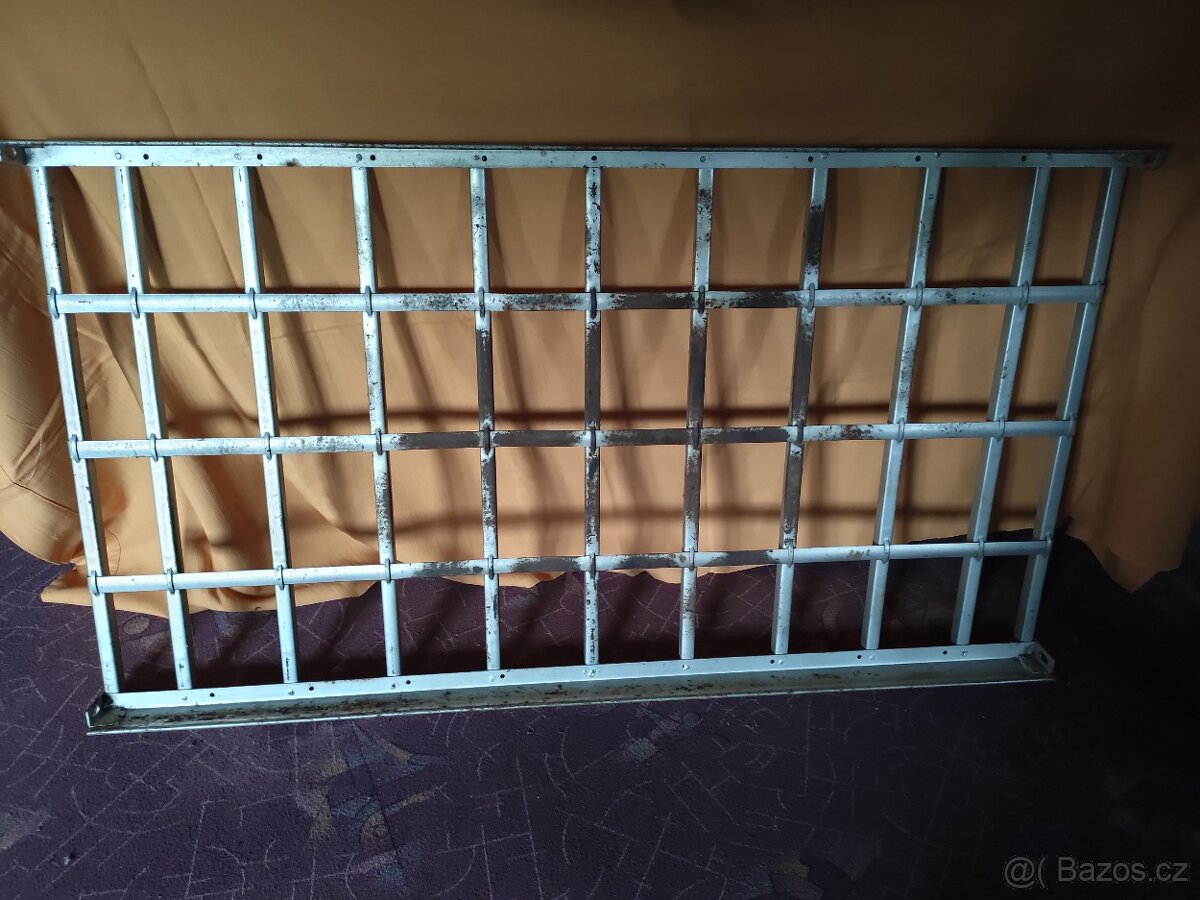 Retro kovová dětská postýlka - 8