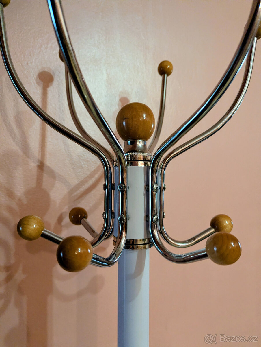Věšák multifunkční - 8