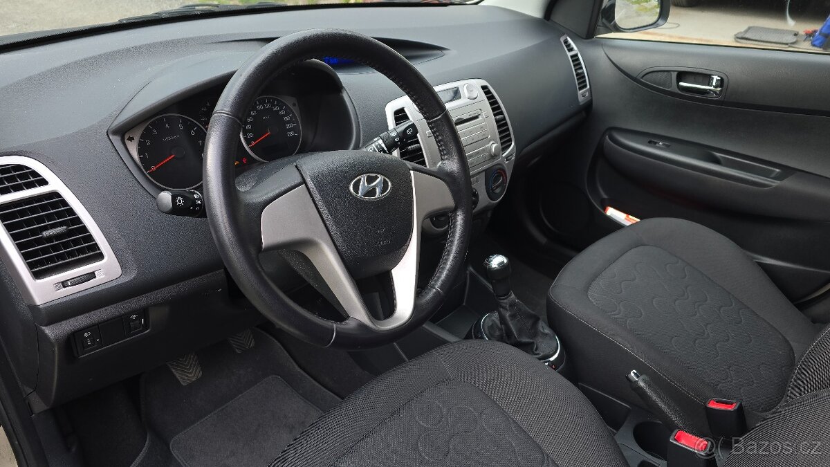 Hyundai i20,1,2 57KW - 8