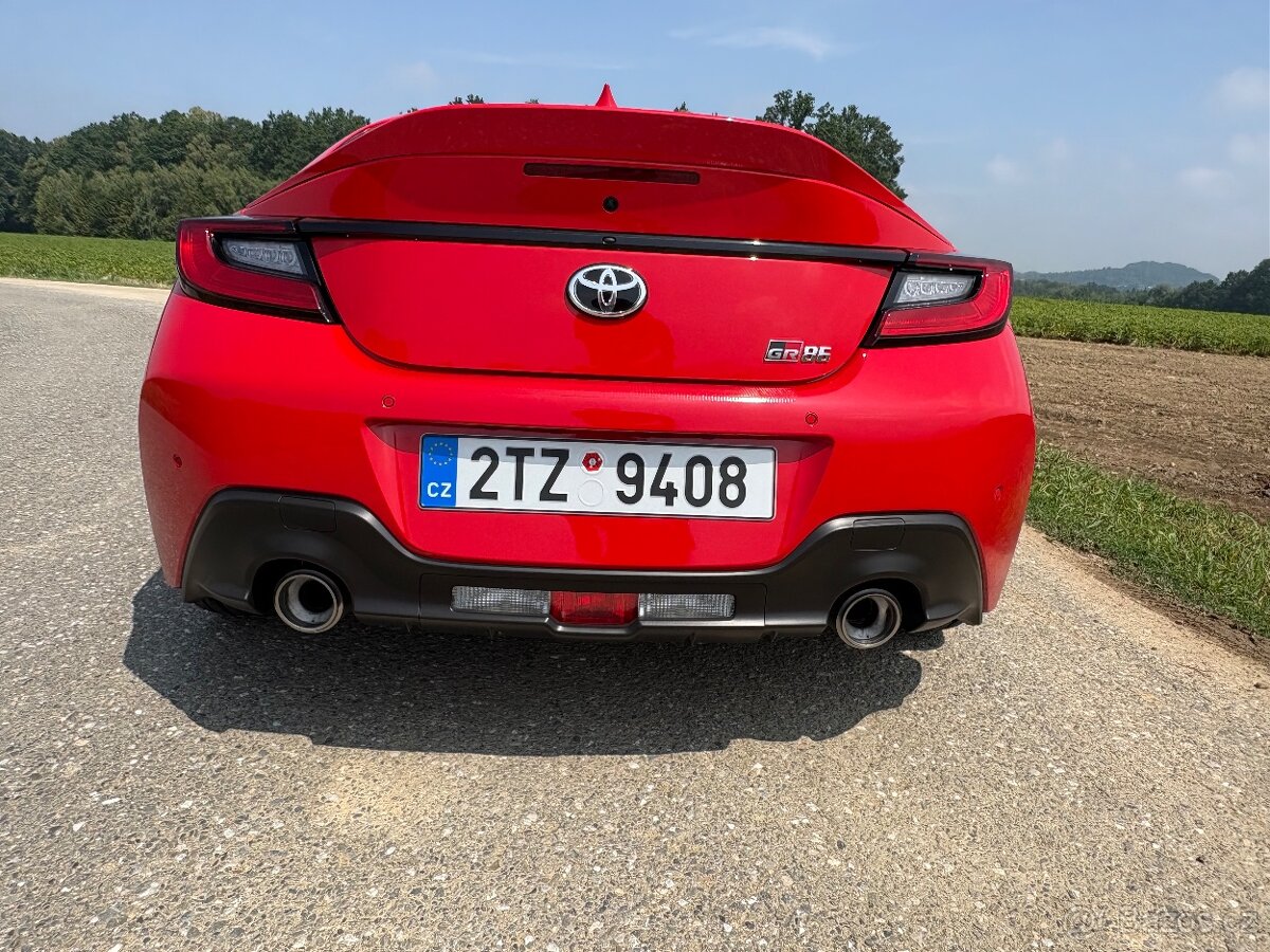 TOYOTA GR86 - 8