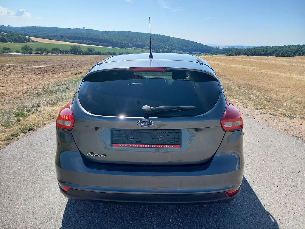 Ford Focus 1,6 klima+Navi+alu.kola+LPG+145000km - 8