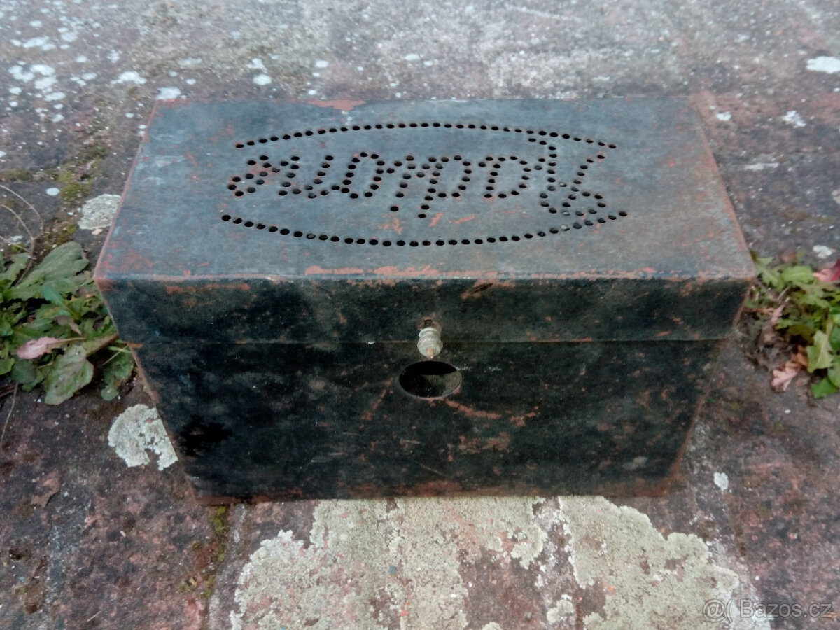 RADIONE AG - WIEN - z půdy - PLATÍ do SMAZÁNÍ - 8