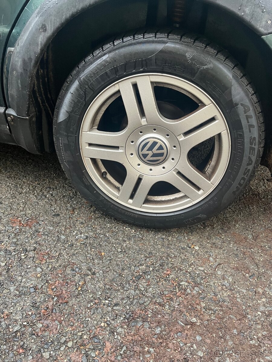 Volkswagen Passat Variant 1.8 benzín - 8