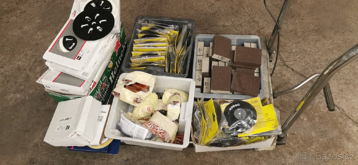 Prodám vybavení a zařízení z kovodílny - 8