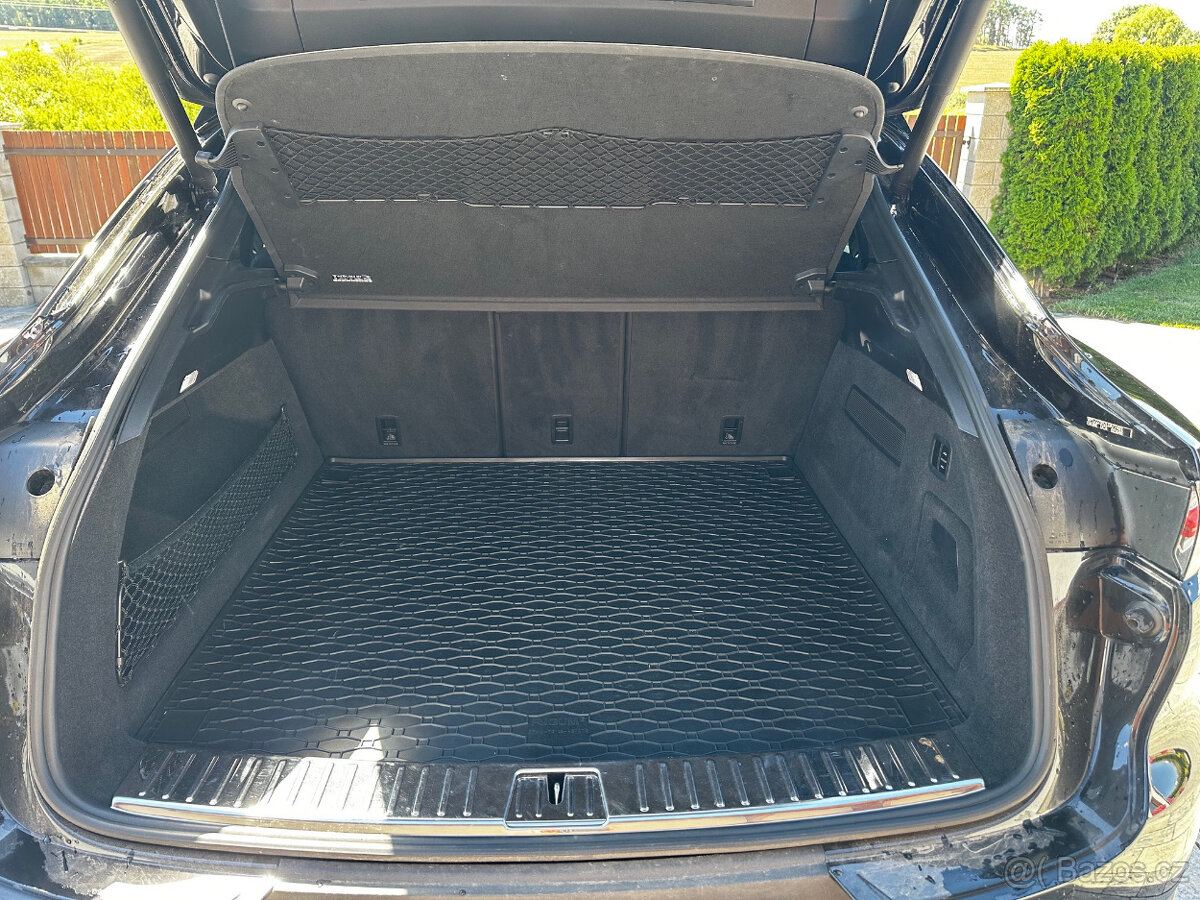 Porsche Cayenne Coupe S - 8