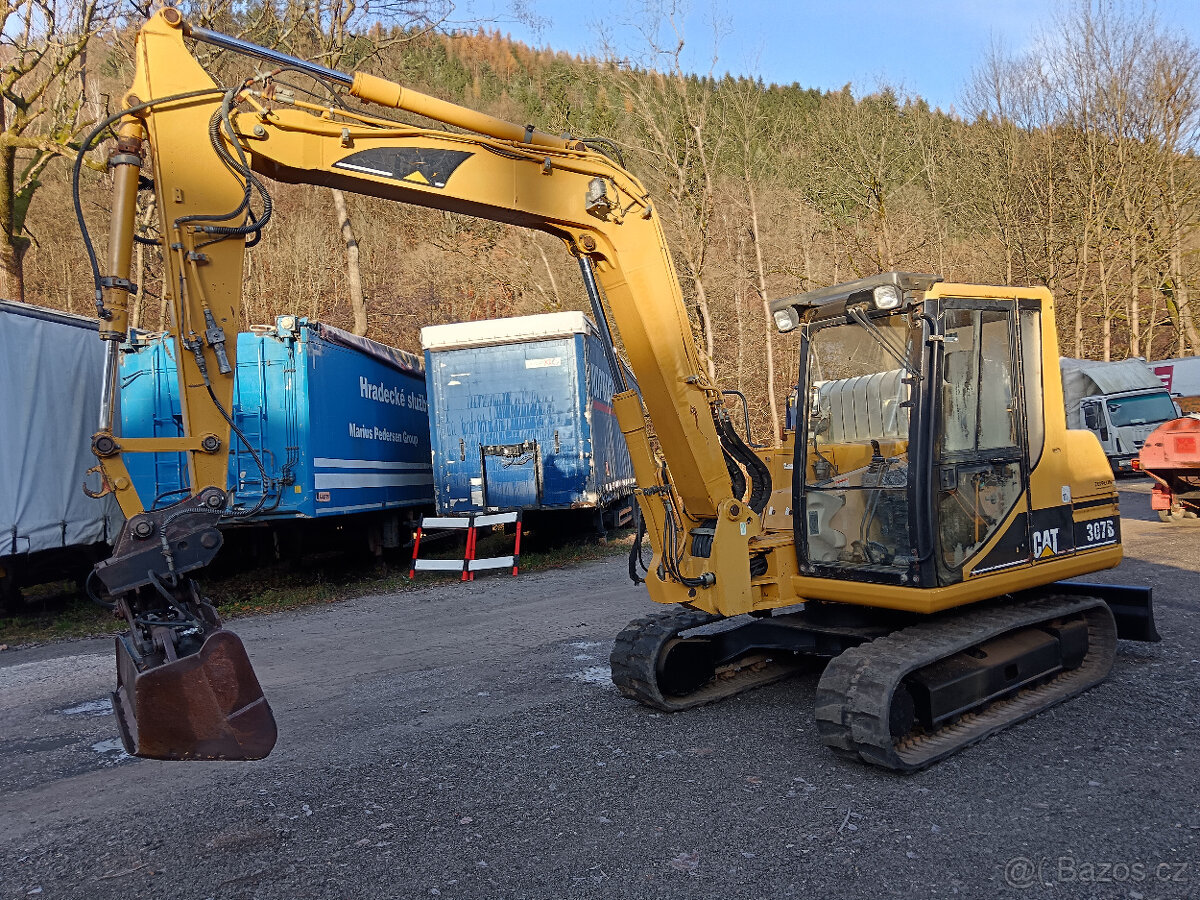 Pásový Bagr CAT 307 B - 8