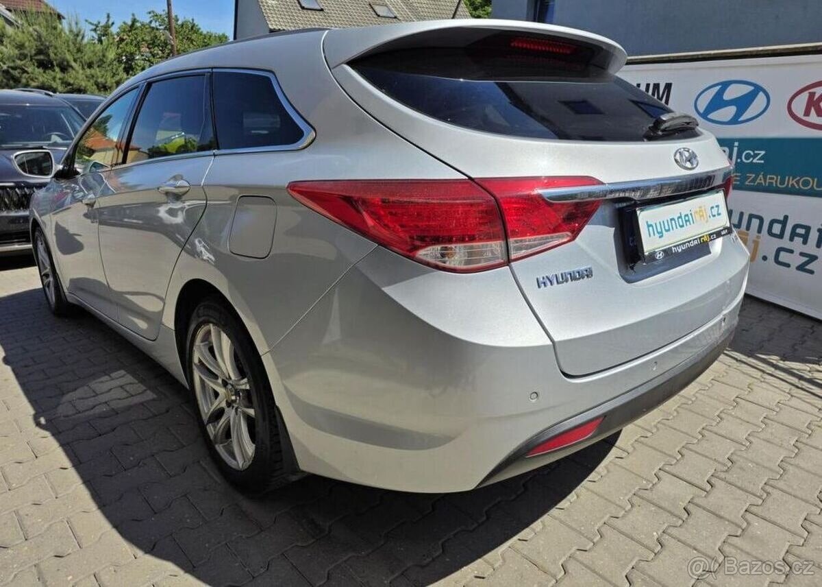 Hyundai i40 1.7-100KW-KAMERA-AUT.KLIMA - 8