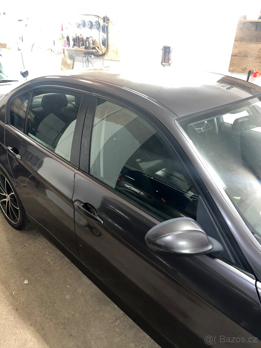 BMW e90 320i 110kw - 8