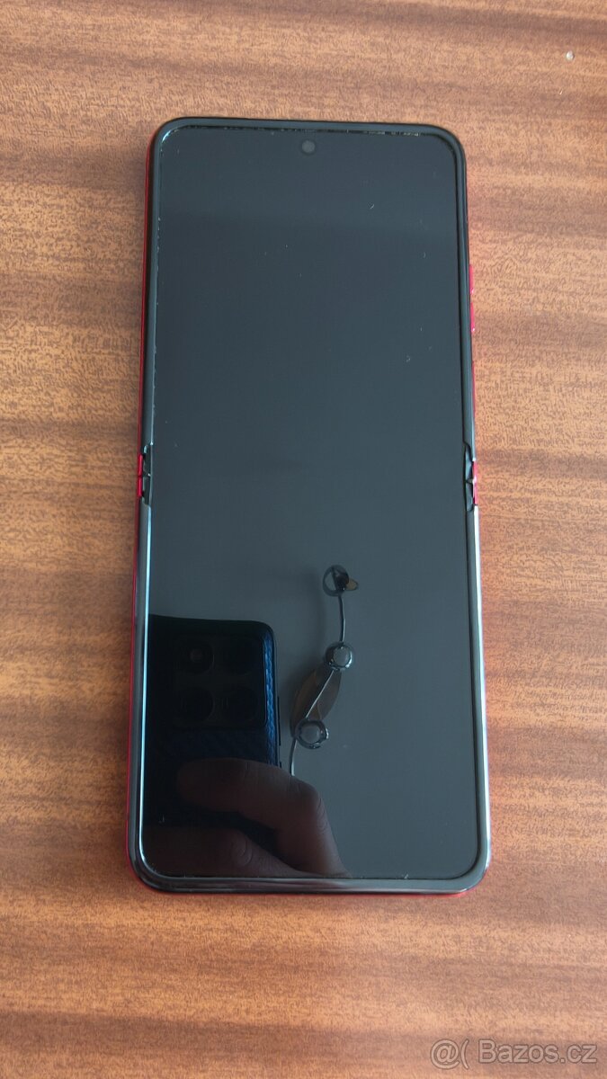 Motorola Razr 40 Ultra, 8GB/256GB - 8