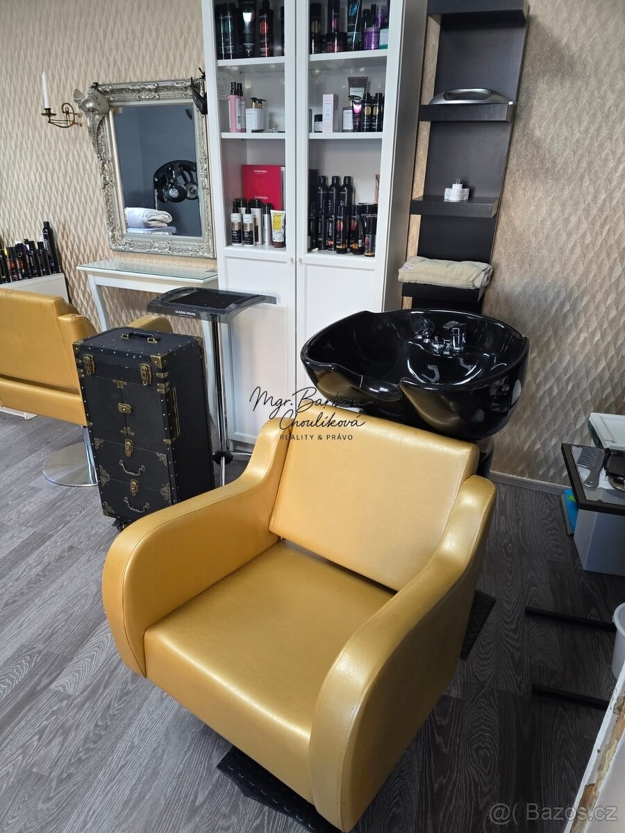 Pronájem moderního salonu / obchodního prostoru pro kadeřnic - 8