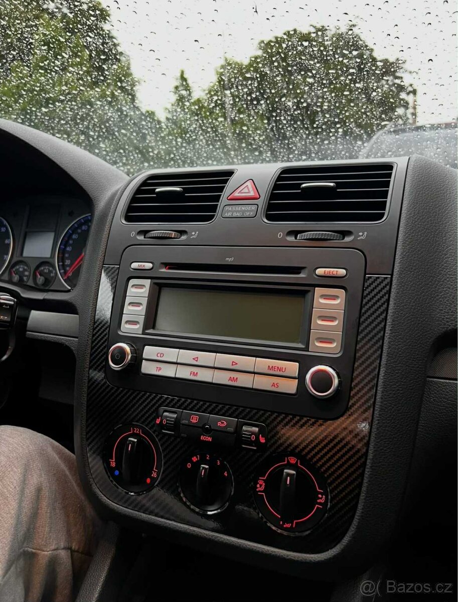 Volkswagen Golf 5 • 1.6 FSI • 2005 - NEPOJÍZDNÝ - 8