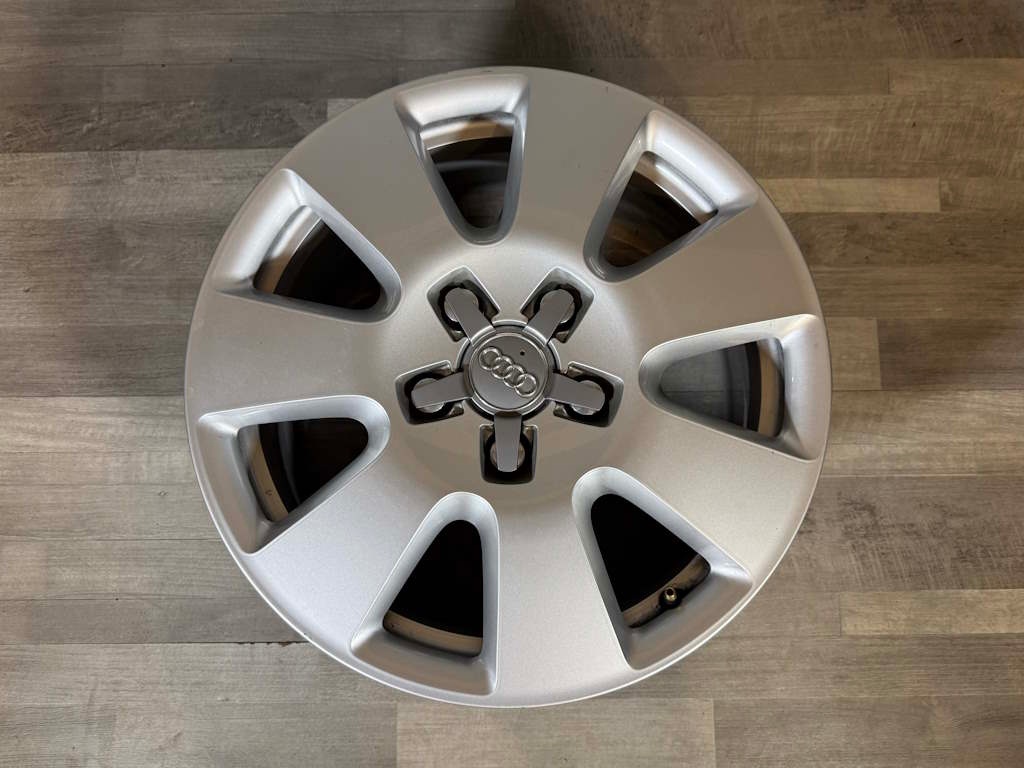 4x ALU KOLA AUDI - 7,5x18" ET53 5x112 - 4L0601025BG - 8