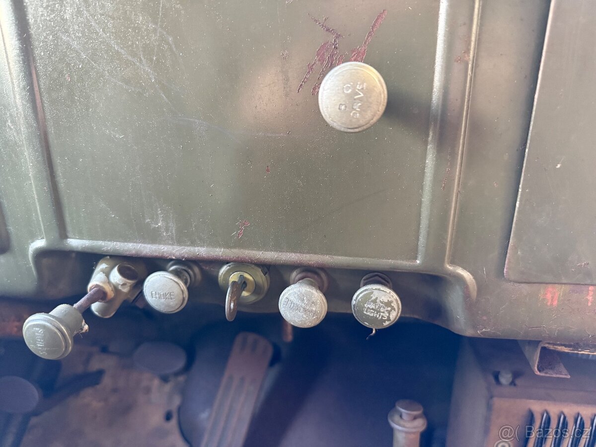 Dodge wc Ambulance - 8