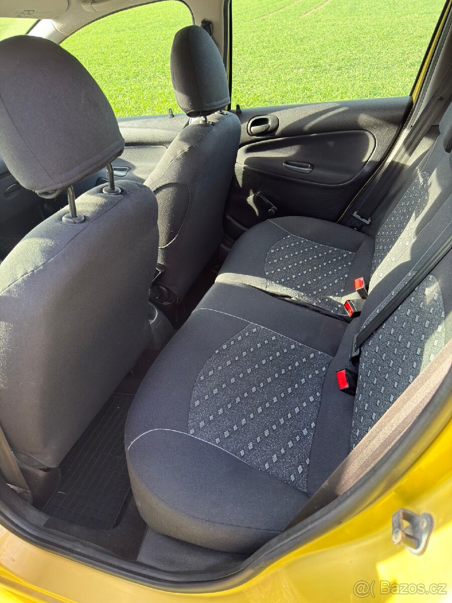 Peugeot 206 - 8